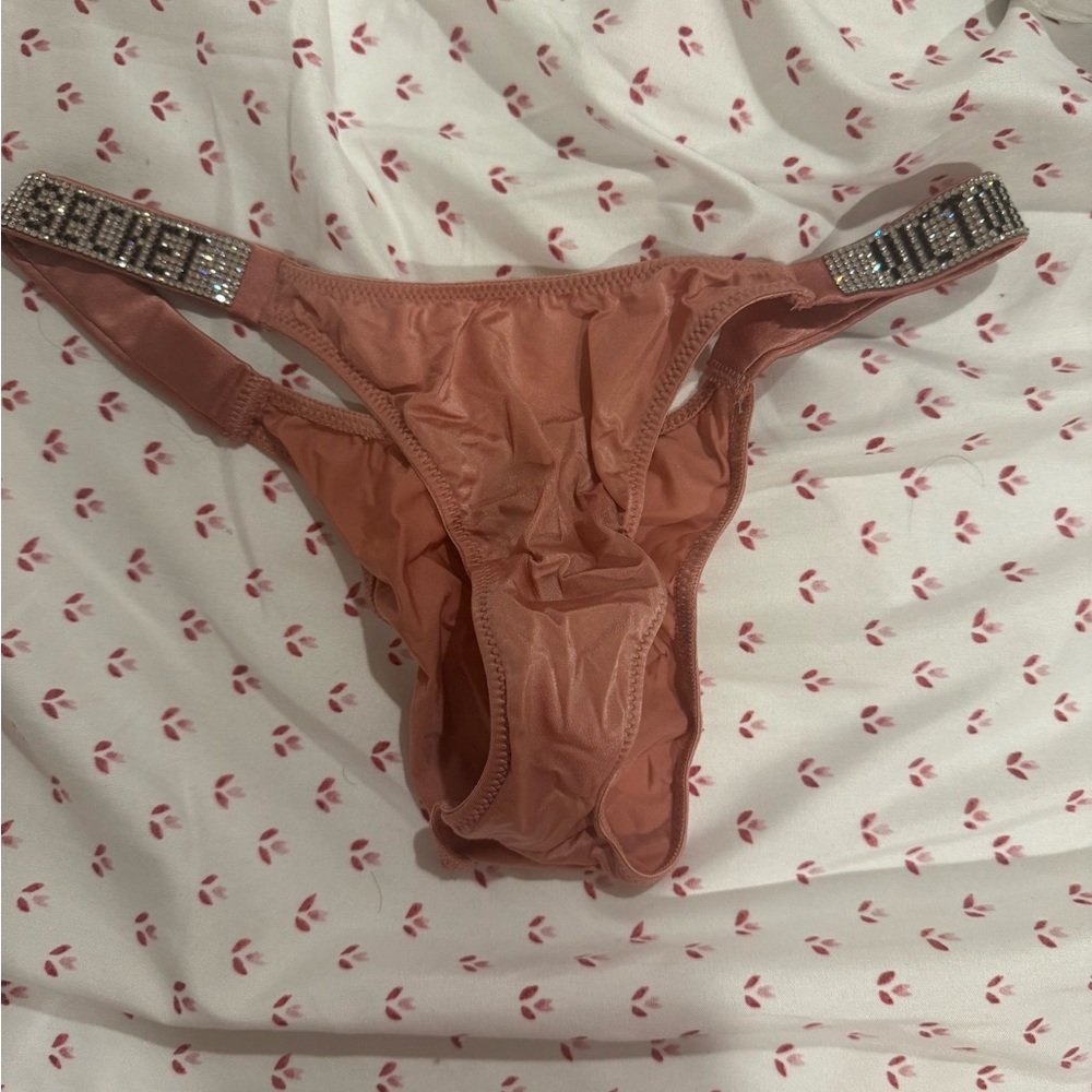 Victorias Secret very sexy pink Thong with Rhinestone Straps
